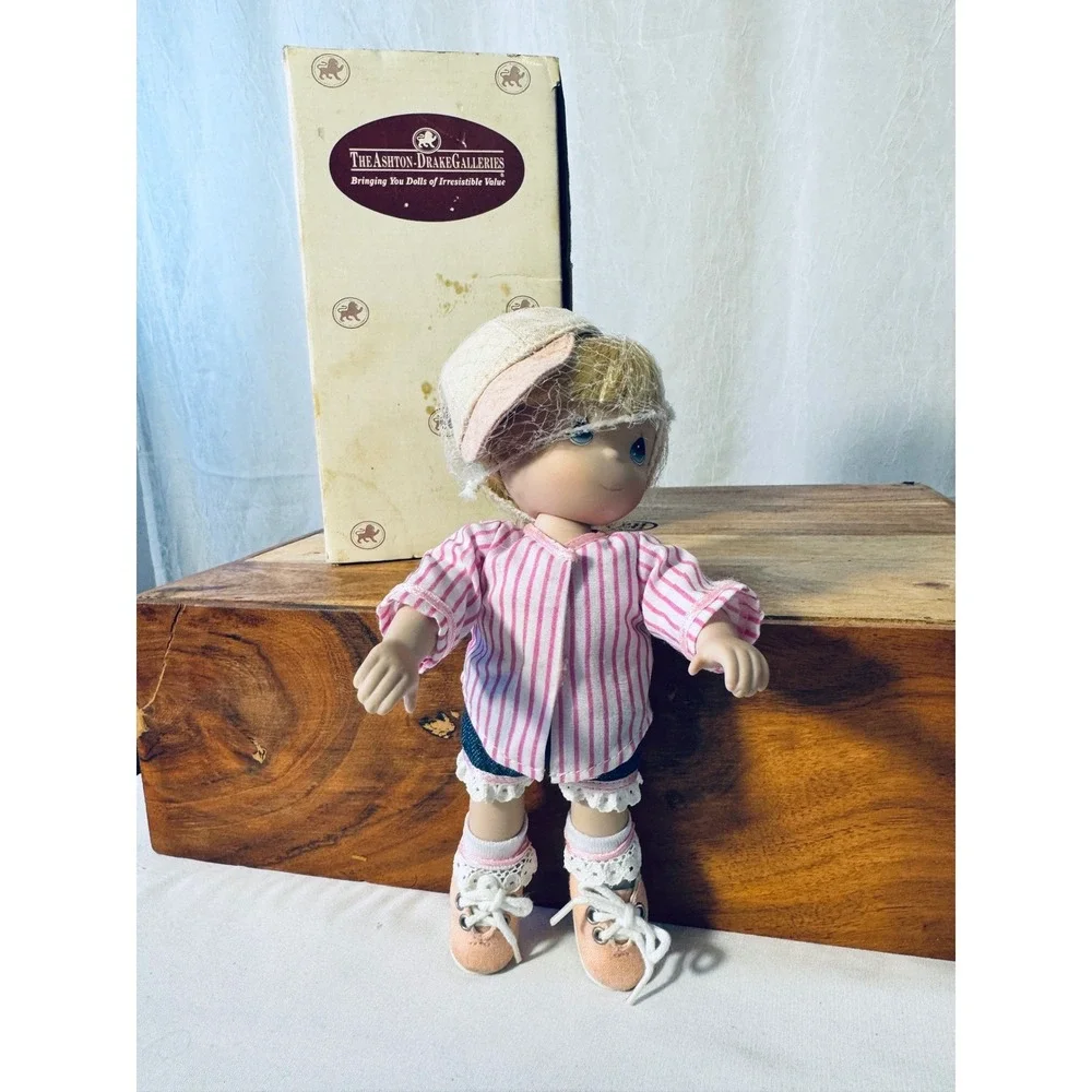 Ashton-Drake Precious Moments Porcelain Doll Girl Pink Stripe Safe With The Lord